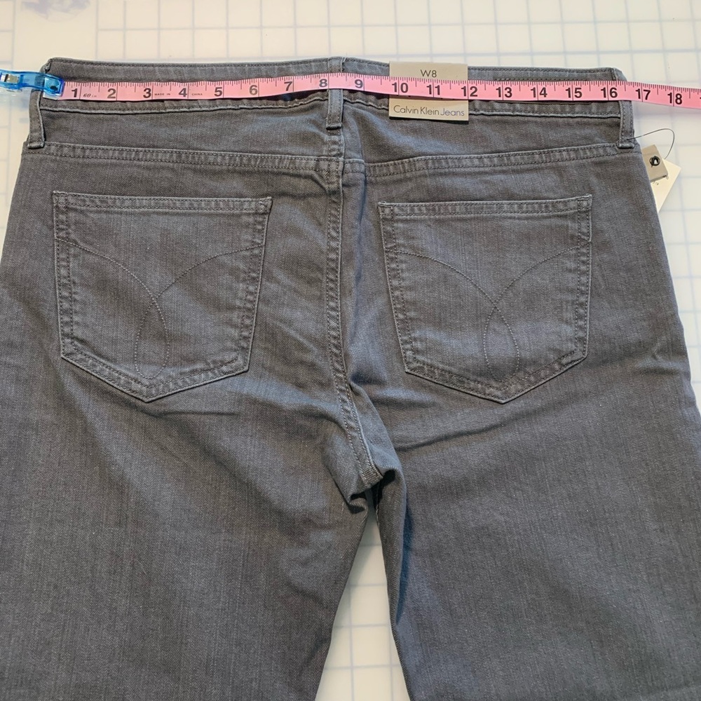 Calvin Klein Slim BoyFriend Women’s, Nolan Gray 319, Size 8, Jeans - Picture 5 of 12